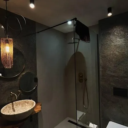 Schronisko Zmyslow - 2 *